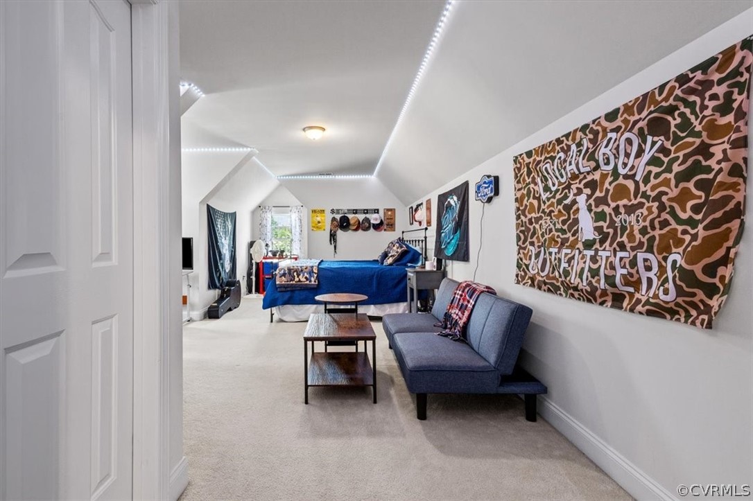 14701 Yarcombe Road Midlothian, VA 23112 - Photo 29 of 44 a living room with furniture and a couch