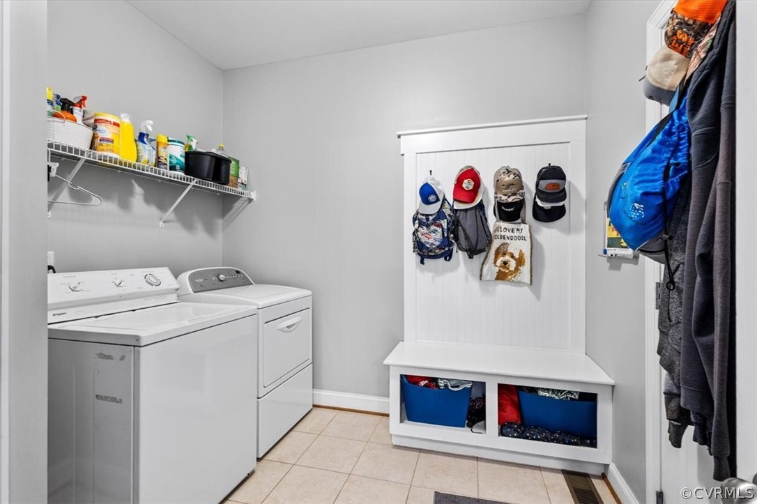 14701 Yarcombe Road Midlothian, VA 23112 - Photo 8 of 44 a utility room with dryer and washer
