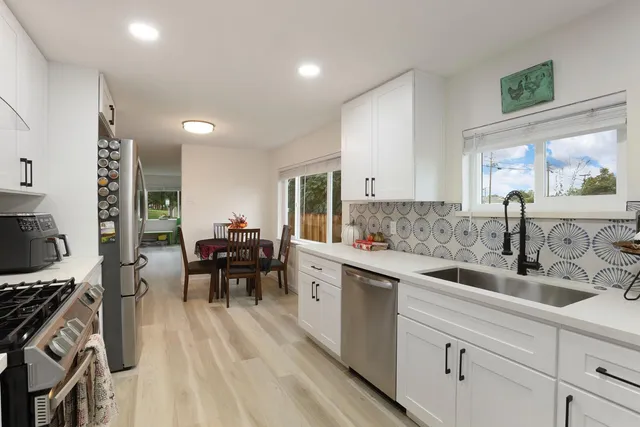 $434,999 | 209 East 3rd Street, Tracy, CA 95376