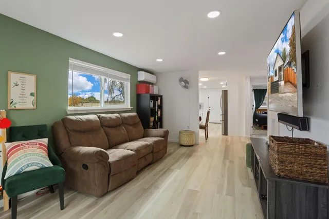 $434,999 | 209 East 3rd Street, Tracy, CA 95376