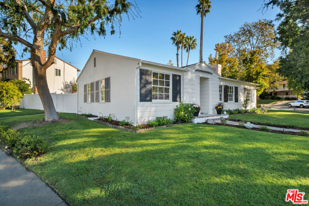 1901 Montecito Drive Glendale, CA 91208 - Photo 55 of 64 a front view of house with yard and green space