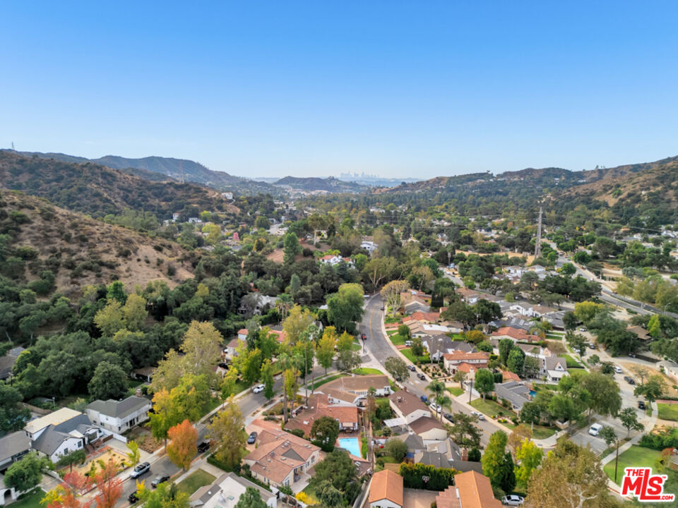 1901 Montecito Drive Glendale, CA 91208 - Photo 59 of 64