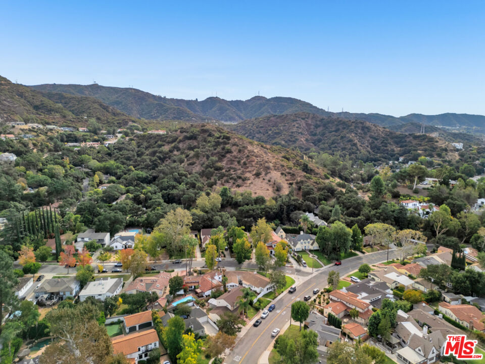 1901 Montecito Drive Glendale, CA 91208 - Photo 60 of 64