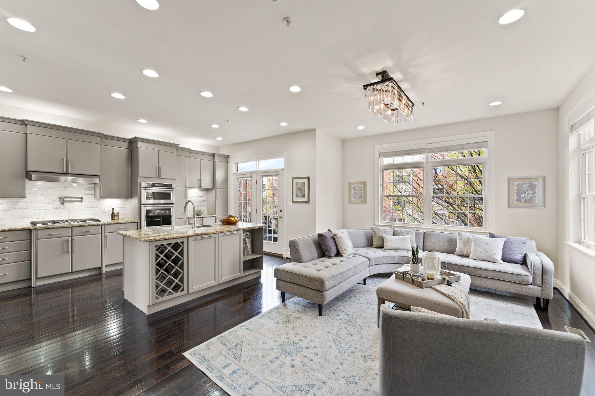 12094 Kinsley Place Reston, VA 20190 - Photo 18 of 66 Gallery Image 18
