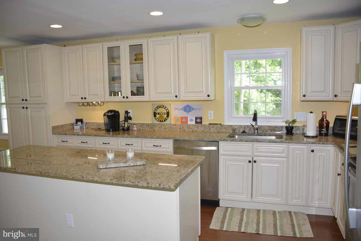 11705 Belvidere Road Bowie, MD 20721 - Photo 7 of 30 Kitchen