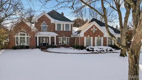 $891,500 | 2603 Stonebriar Ridge Court, Chesterfield, MO 63017