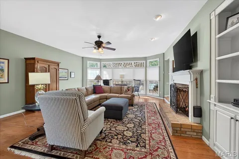 $891,500 | 2603 Stonebriar Ridge Court, Chesterfield, MO 63017