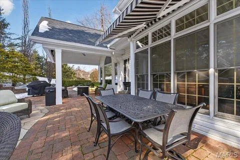 $891,500 | 2603 Stonebriar Ridge Court, Chesterfield, MO 63017