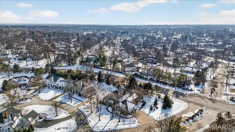 $891,500 | 2603 Stonebriar Ridge Court, Chesterfield, MO 63017