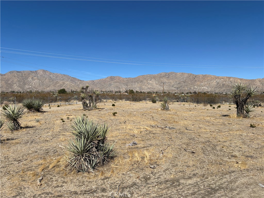 9825 Fobes Road Morongo Valley, CA 92256 - Photo 17 of 28 a view of lake with mountain