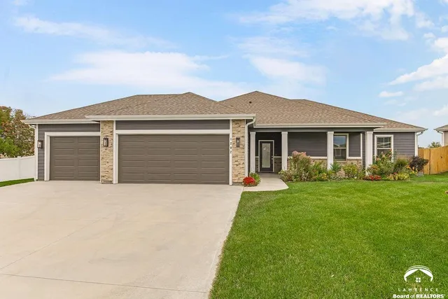 $469,500 | 1202 Little Knife Drive, Lawrence, KS 66049