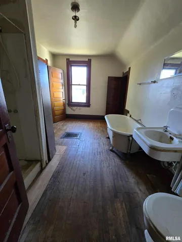 $45,000 | 112 North Vine Street, Mount Pulaski, IL 62548