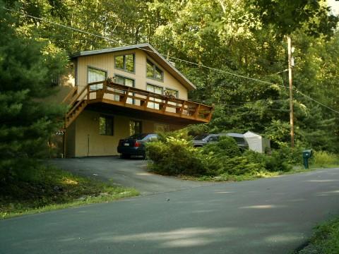 223 Brookdale Road Bartonsville, PA 18321 - Photo 1 of 13 Front View