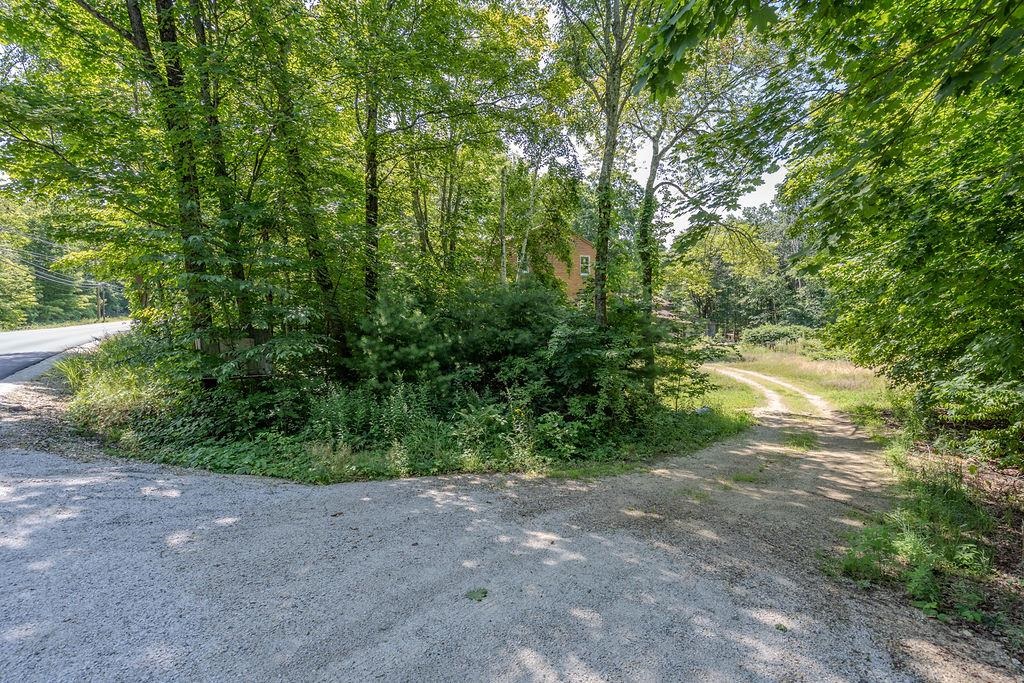 385 Province Road Strafford, NH 03884 - Photo 8 of 24