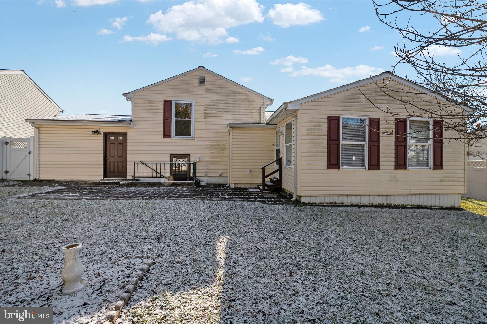226 Compass Road Baltimore, MD 21221 - Photo 32 of 35 a view of a house with a yard