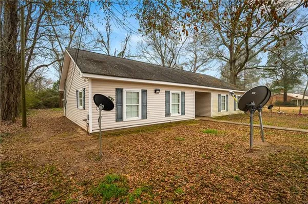 $189,000 | 318 Hill Street, Evergreen, LA 71333