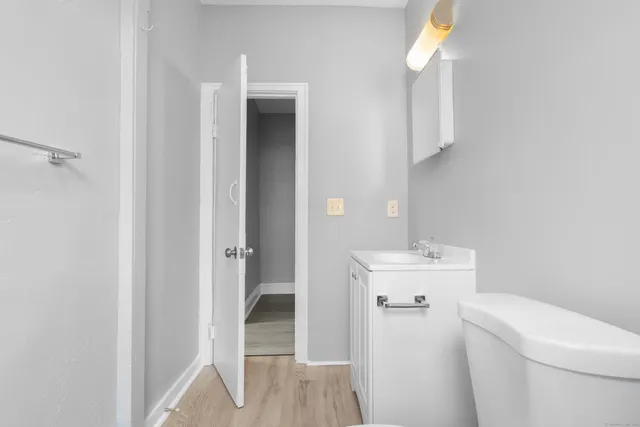 $1,695 | 202 Mather Street, Unit 3W, Hartford, CT 06112