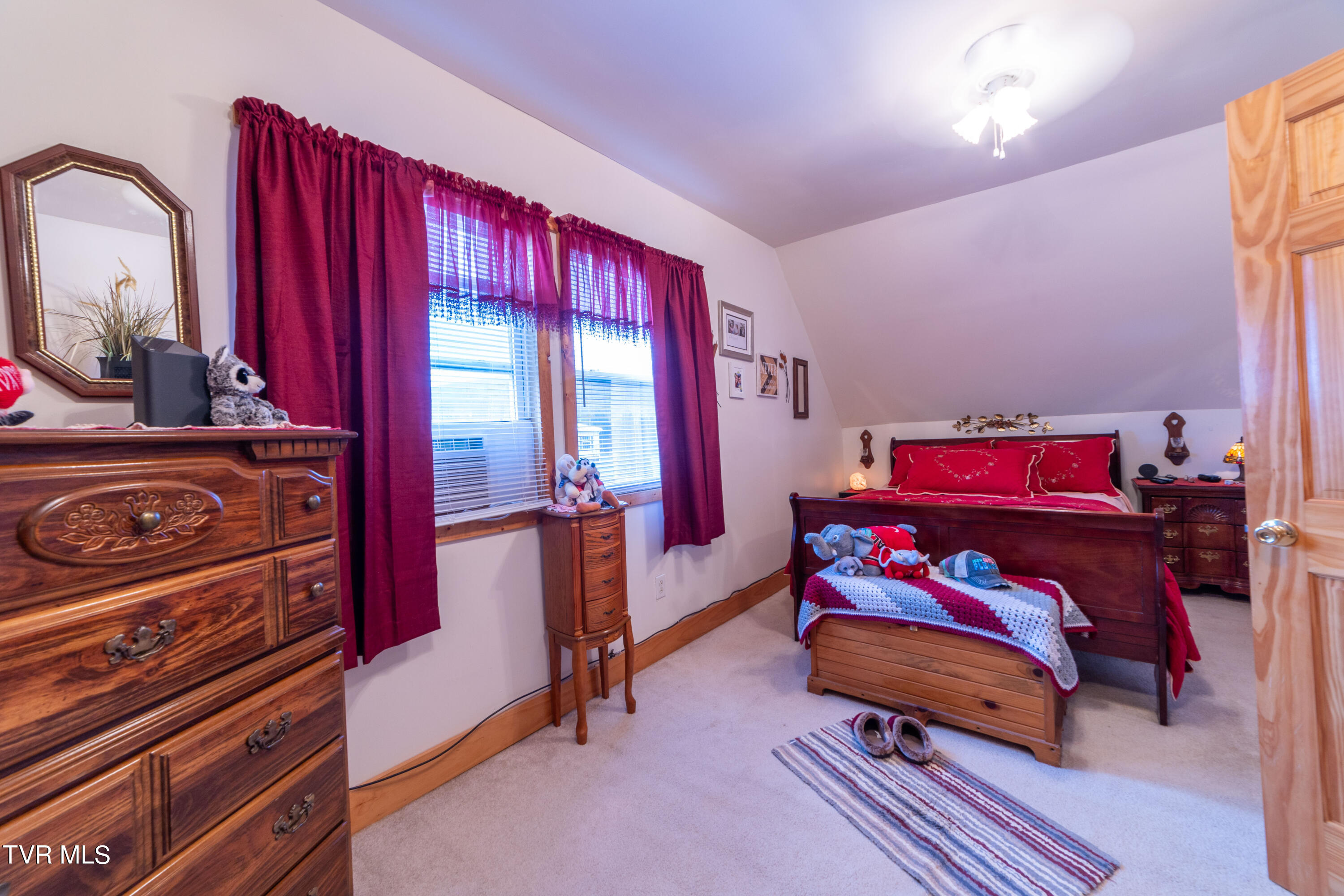 445 Ricker Road Greeneville, TN 37743 - Photo 20 of 40 EK3A8559