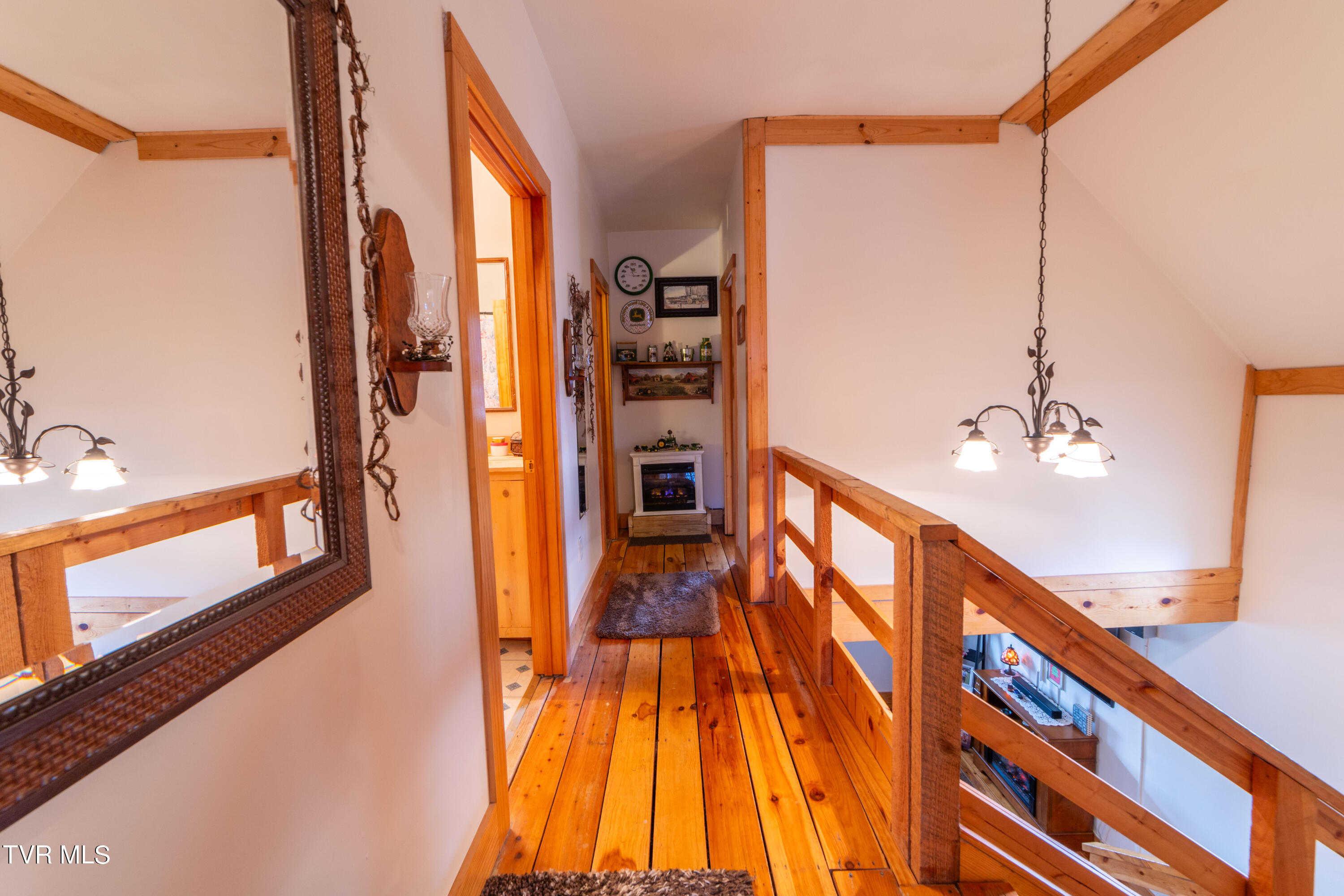 445 Ricker Road Greeneville, TN 37743 - Photo 23 of 40 EK3A8562-2