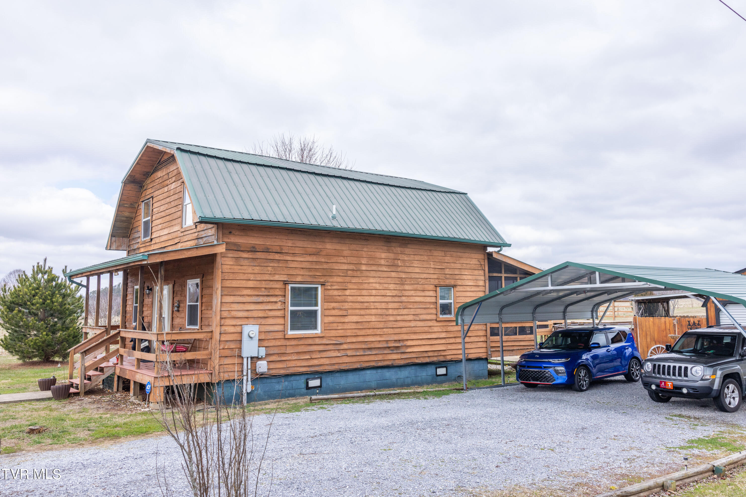 445 Ricker Road Greeneville, TN 37743 - Photo 4 of 40 2E0A8802