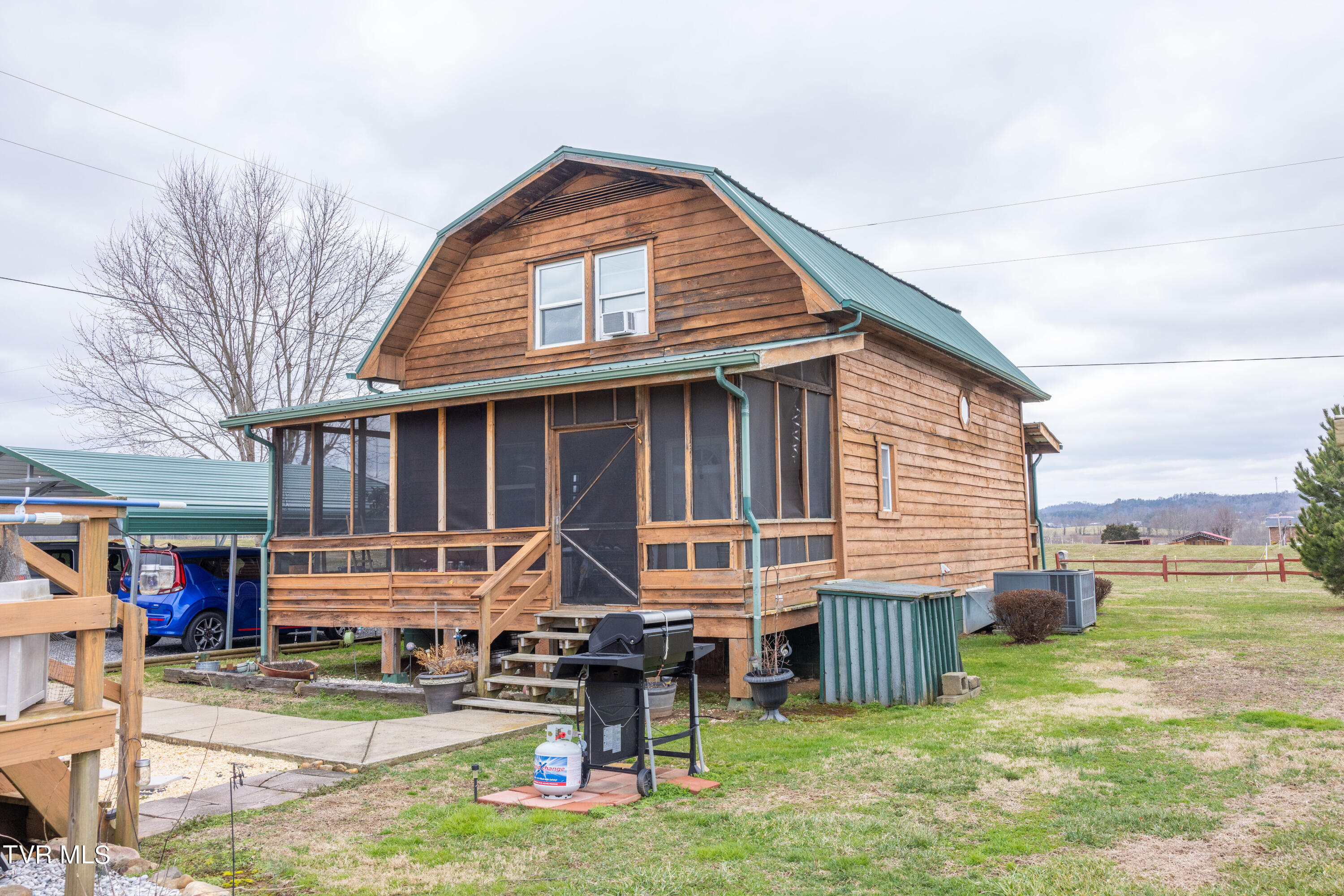 445 Ricker Road Greeneville, TN 37743 - Photo 5 of 40 2E0A8824