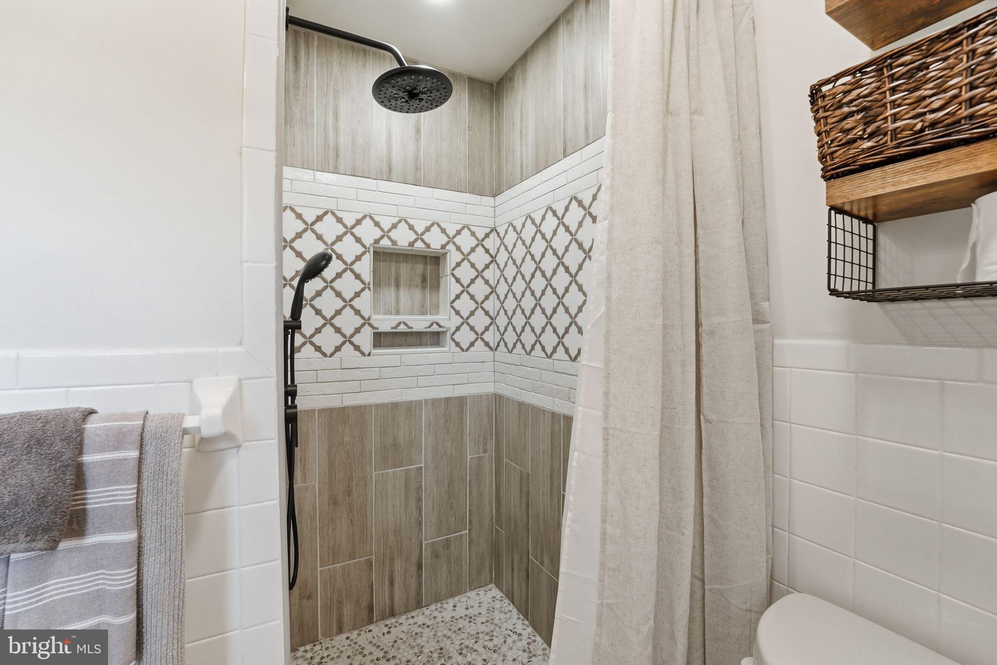 481 James City Road Leon, VA 22725 - Photo 27 of 89