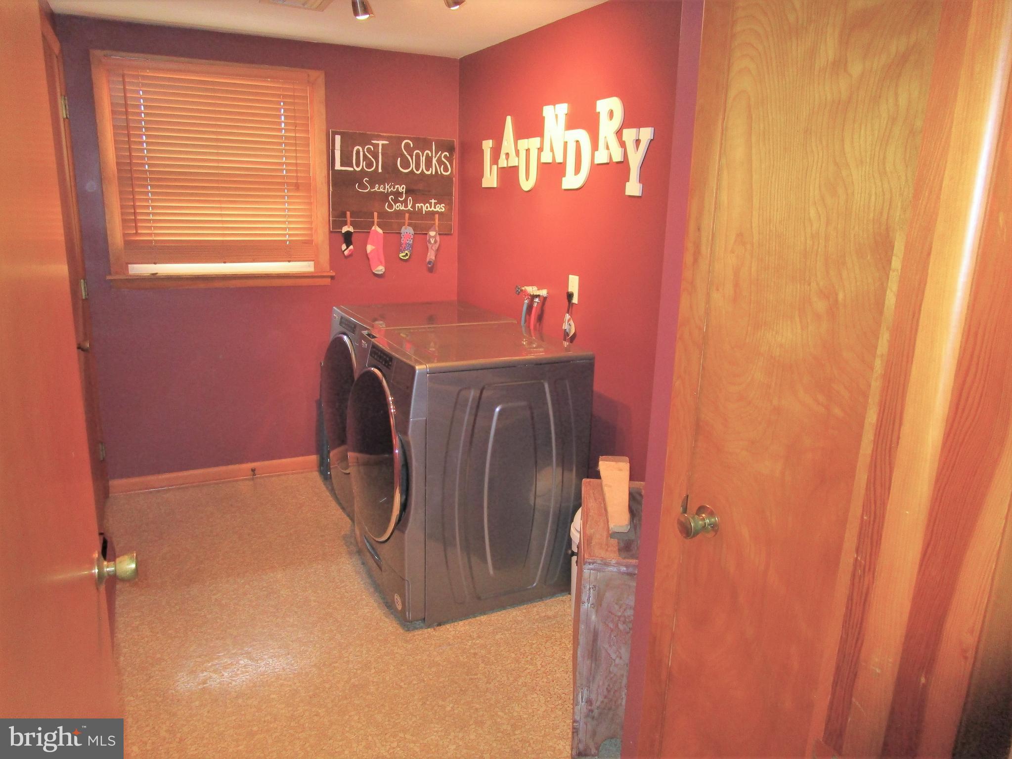 270 North Main Street Spring Grove, PA 17362 - Photo 26 of 38 Gallery Image 26