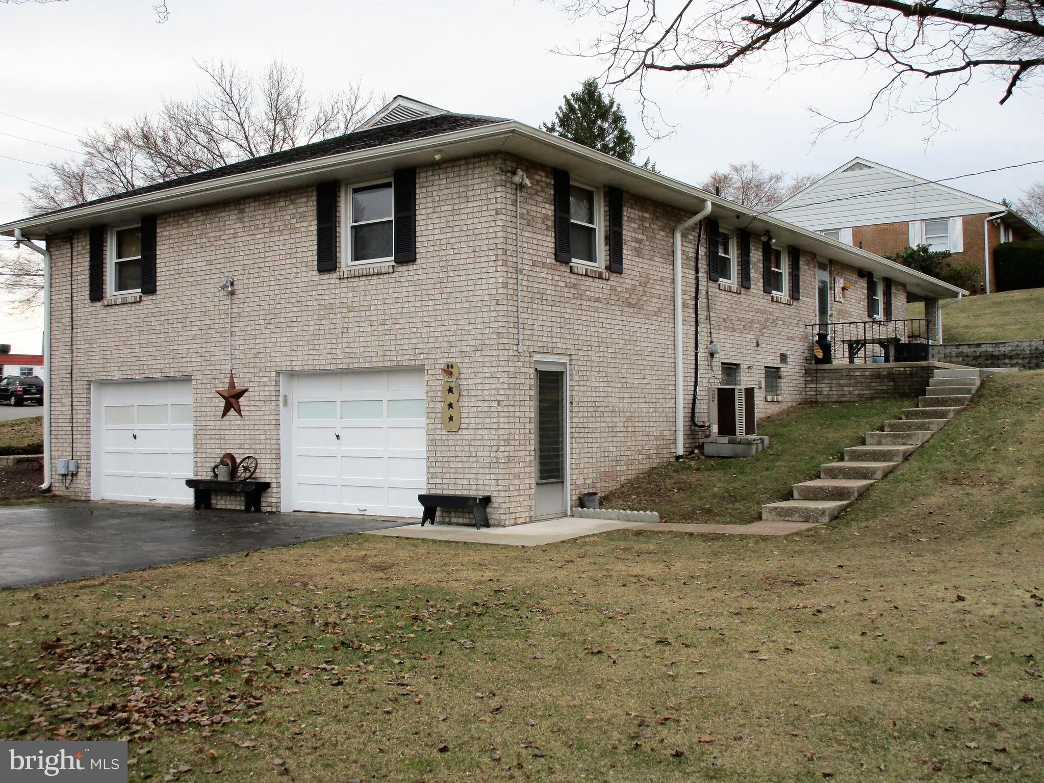 270 North Main Street Spring Grove, PA 17362 - Photo 4 of 38 Gallery Image 4