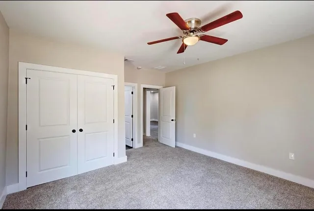 $2,300 | 1500 West Collin Street, Corsicana, TX 75110