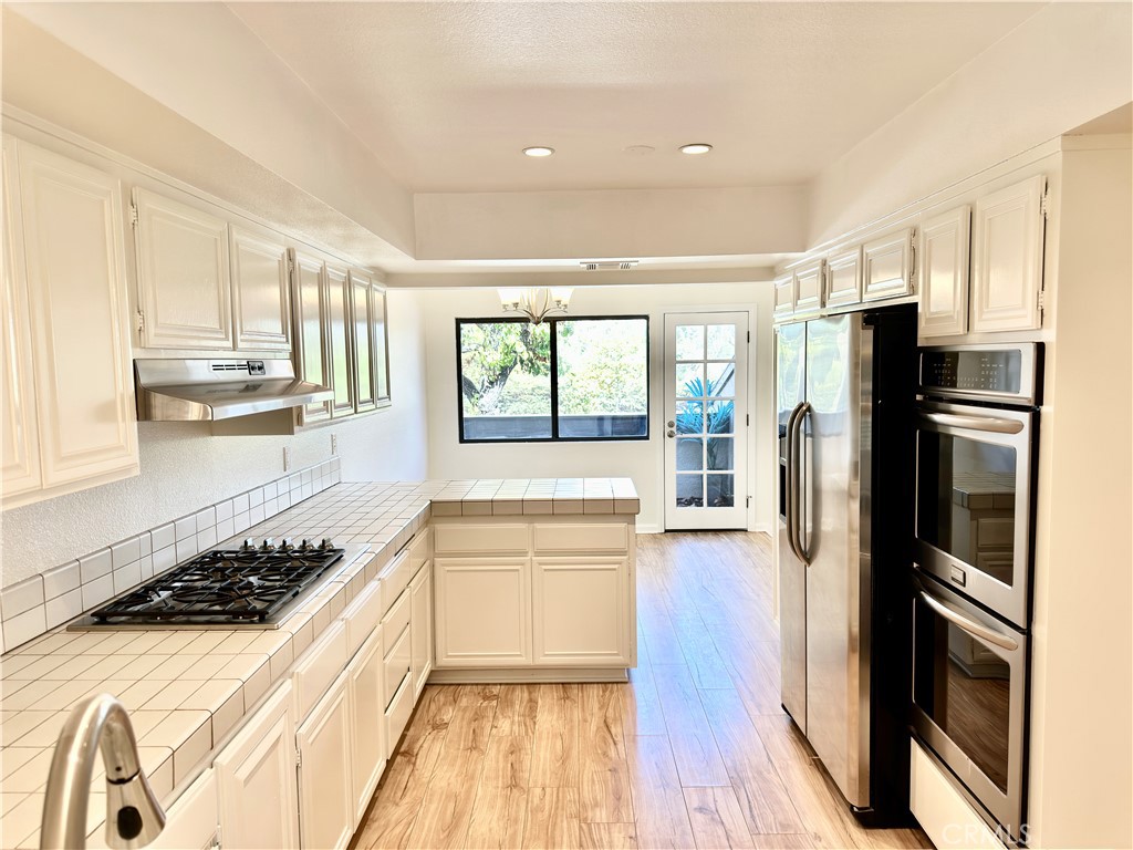 260 Old Ranch Road, Unit 9 Seal Beach, CA 90740 - Photo 4 of 11 Gallery Image 4