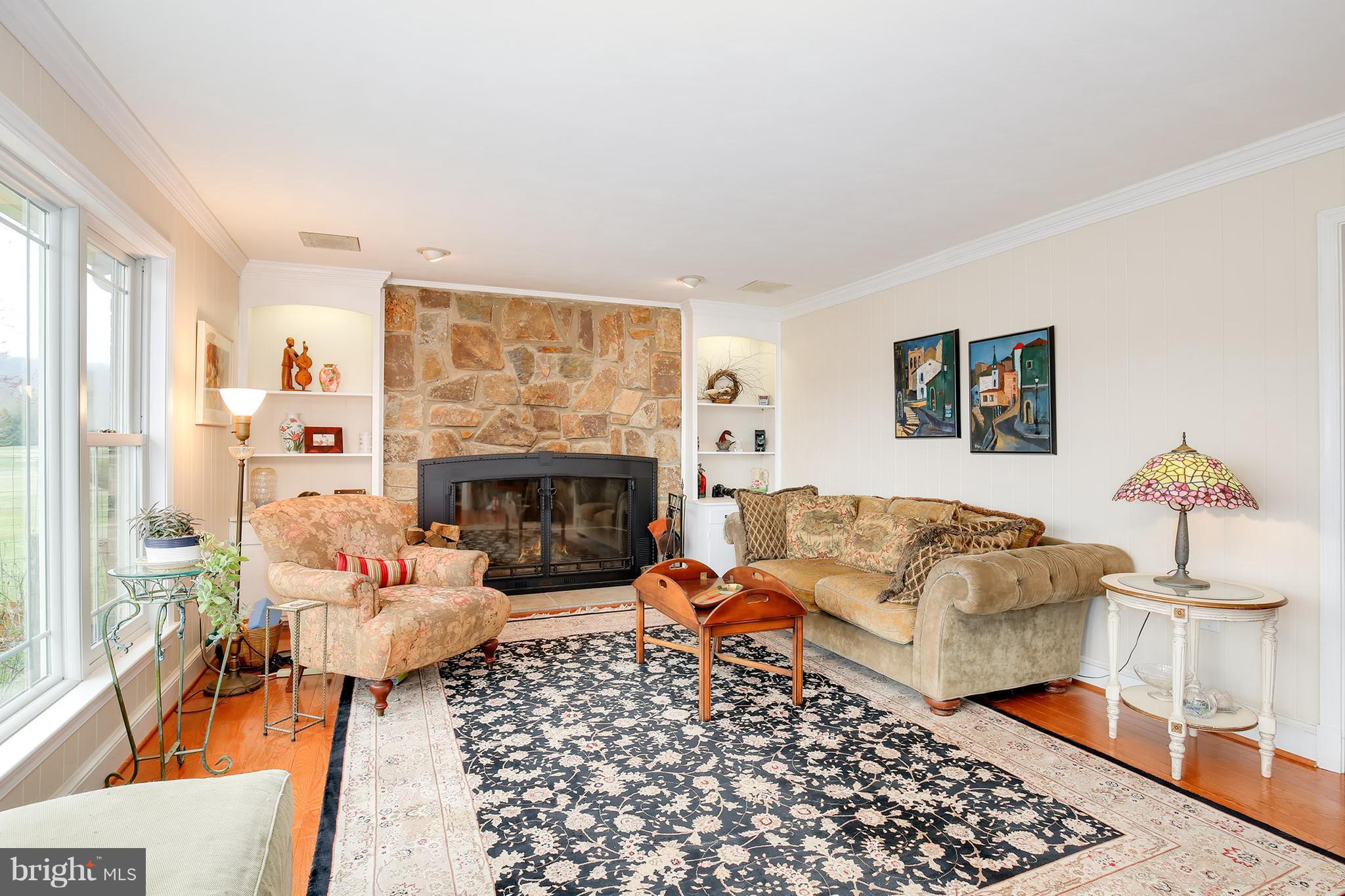 3980 Cobbler Mountain Road Delaplane, VA 20144 - Photo 11 of 30 Family Room