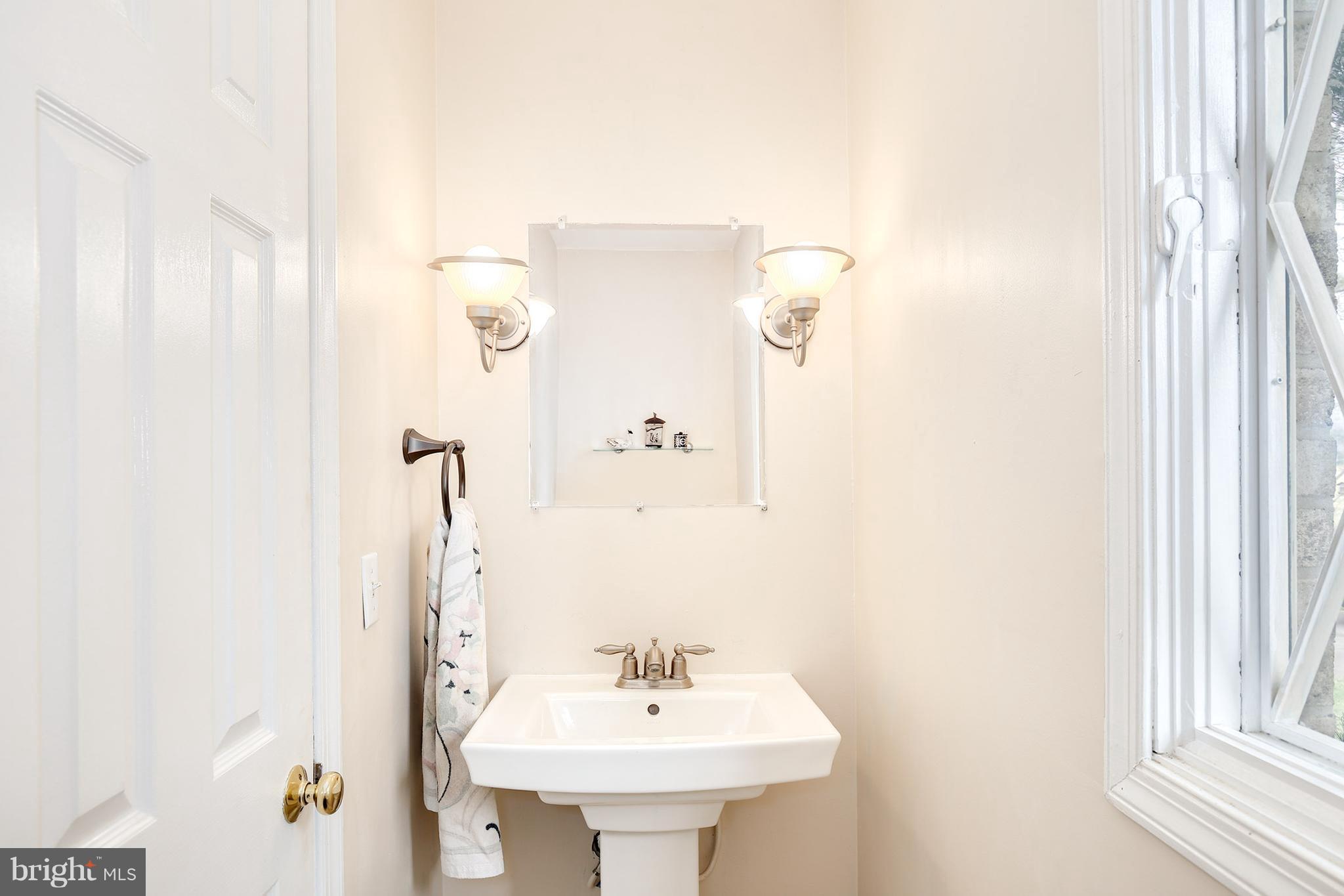 3980 Cobbler Mountain Road Delaplane, VA 20144 - Photo 13 of 30 Bath