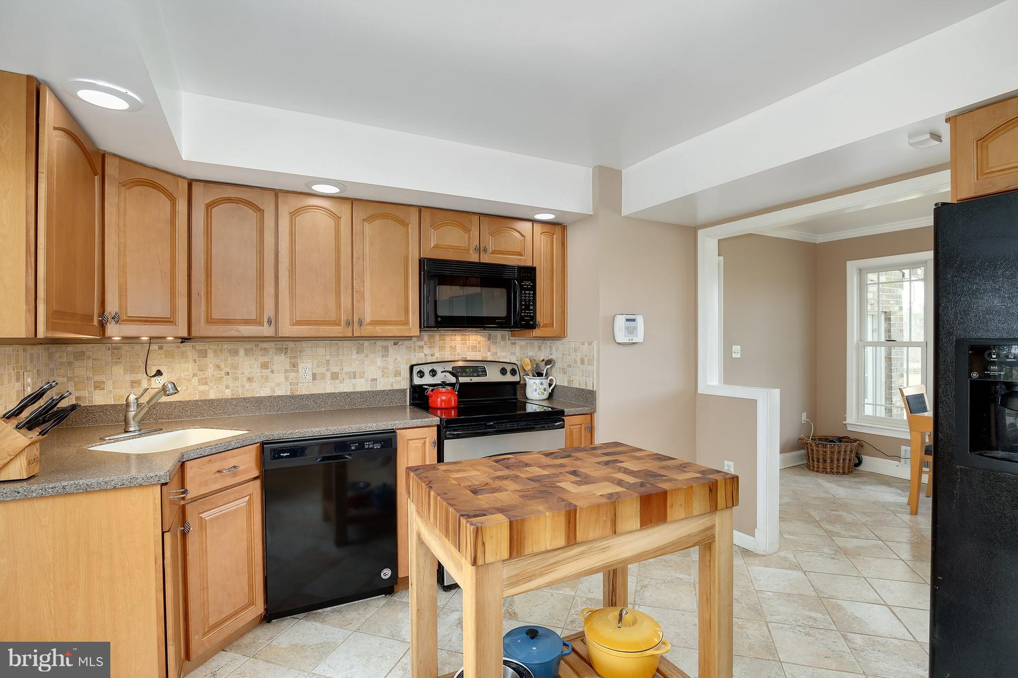 3980 Cobbler Mountain Road Delaplane, VA 20144 - Photo 4 of 30 Kitchen