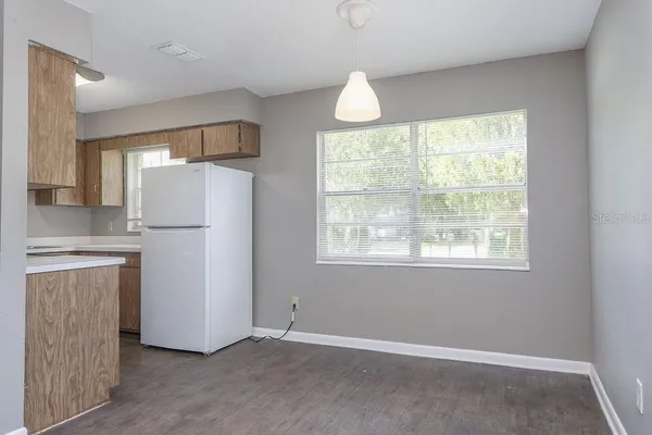 $1,275 | 832 East Indiana Avenue, DeLand, FL 32724