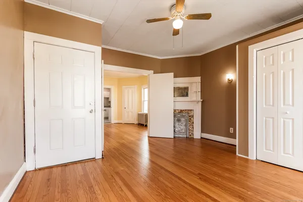 $1,800 | 67 Avon Avenue, Unit 2, Waterbury, CT 06708