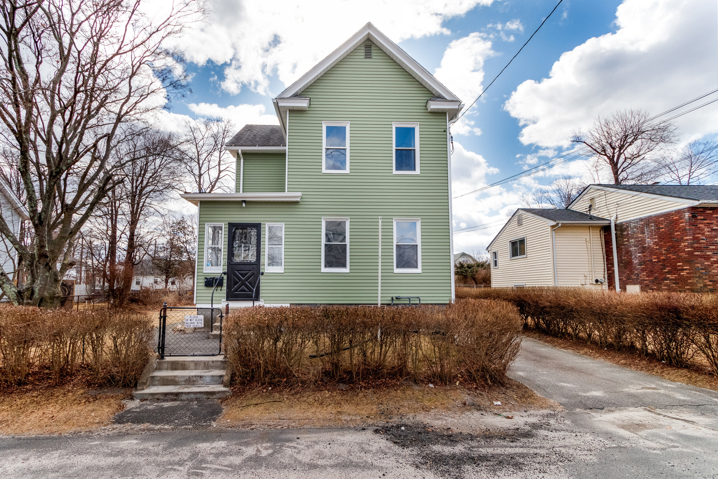 67 Avon Avenue, Unit 2 Waterbury, CT 06708 - Photo 3 of 18