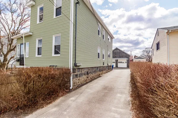 $1,800 | 67 Avon Avenue, Unit 2, Waterbury, CT 06708