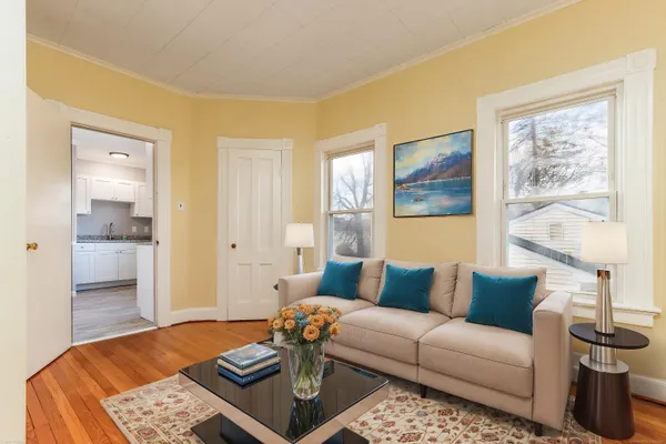 $1,800 | 67 Avon Avenue, Unit 2, Waterbury, CT 06708