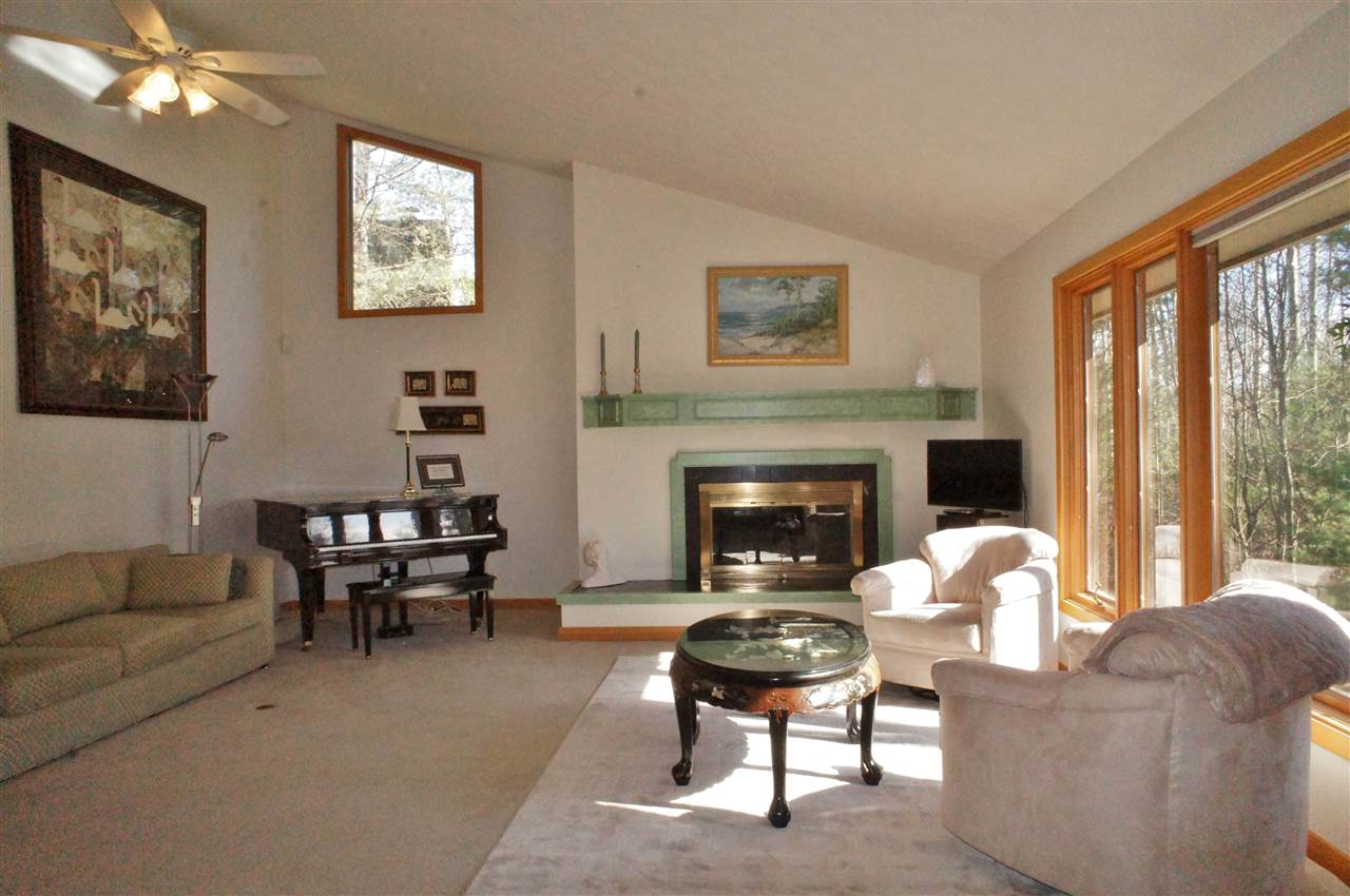 6438 Mission Ridge Traverse City, MI 49686 - Photo 5 of 31 1831257-4.JPG