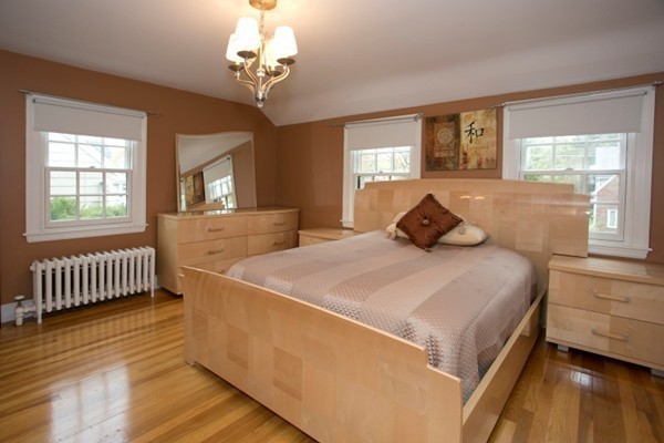 51 Sheffield Road Melrose, MA 02176 - Photo 16 of 30 Gallery Image 16