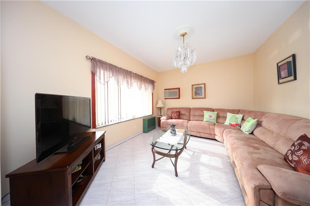 1361 Bay Ridge Parkway Brooklyn, NY 11228 - Photo 4 of 43