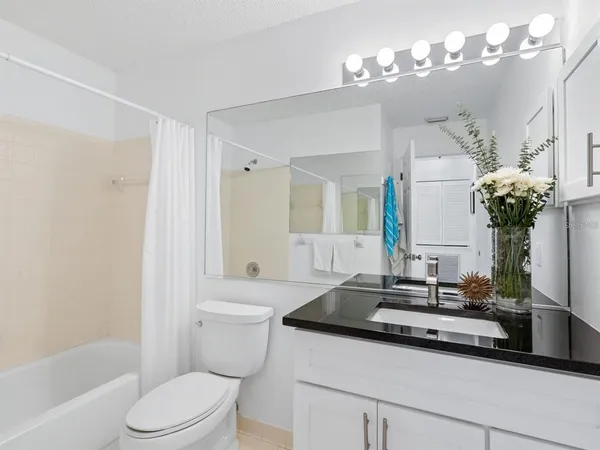 $305,000 | 1678 Starling Drive, Unit 102, Sarasota, FL 34231