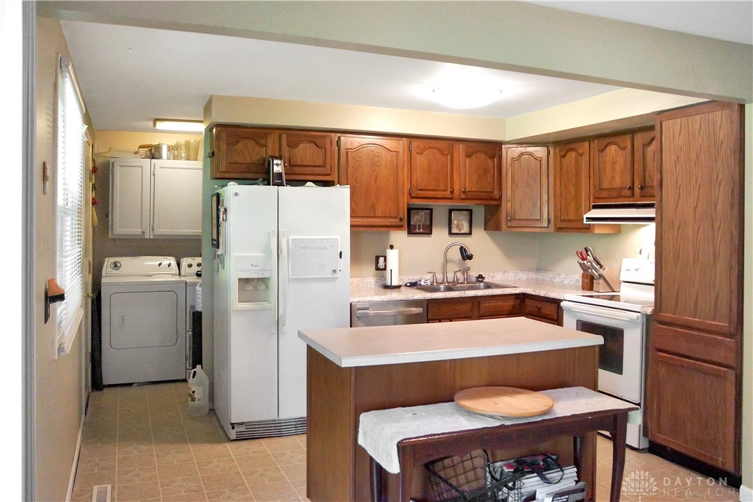 170 Bethel Road Centerville, OH 45458 - Photo 8 of 35