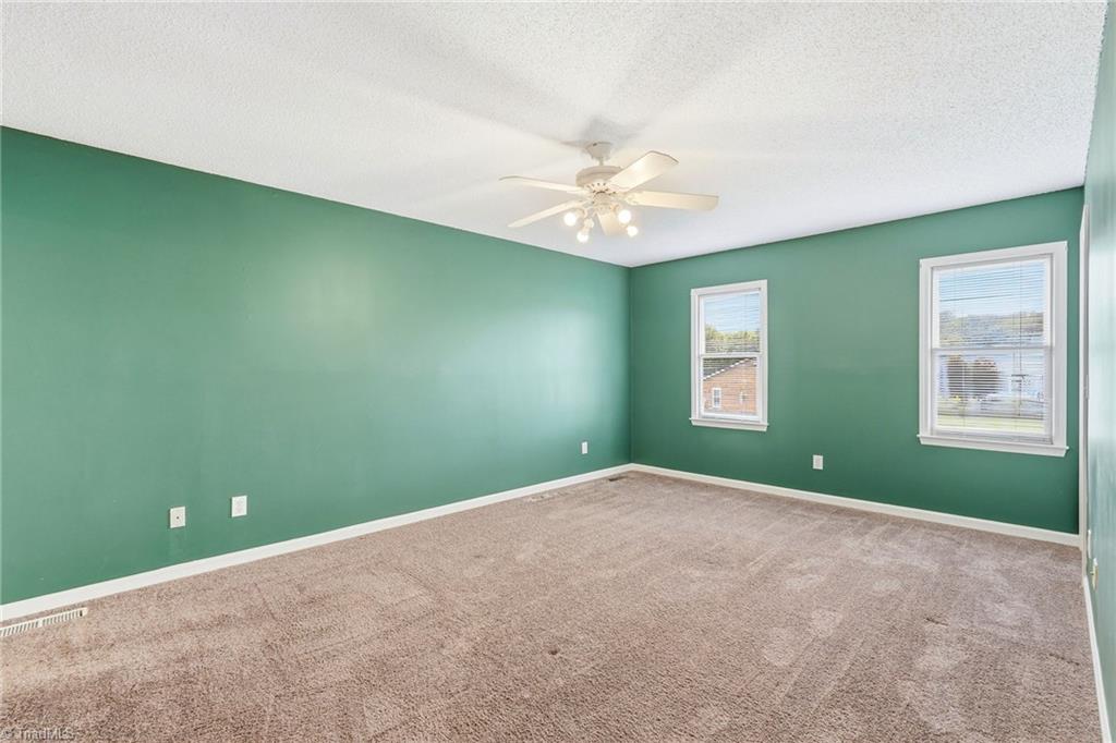 4331 Kinnamon Road Winston-Salem, NC 27103 - Photo 28 of 46