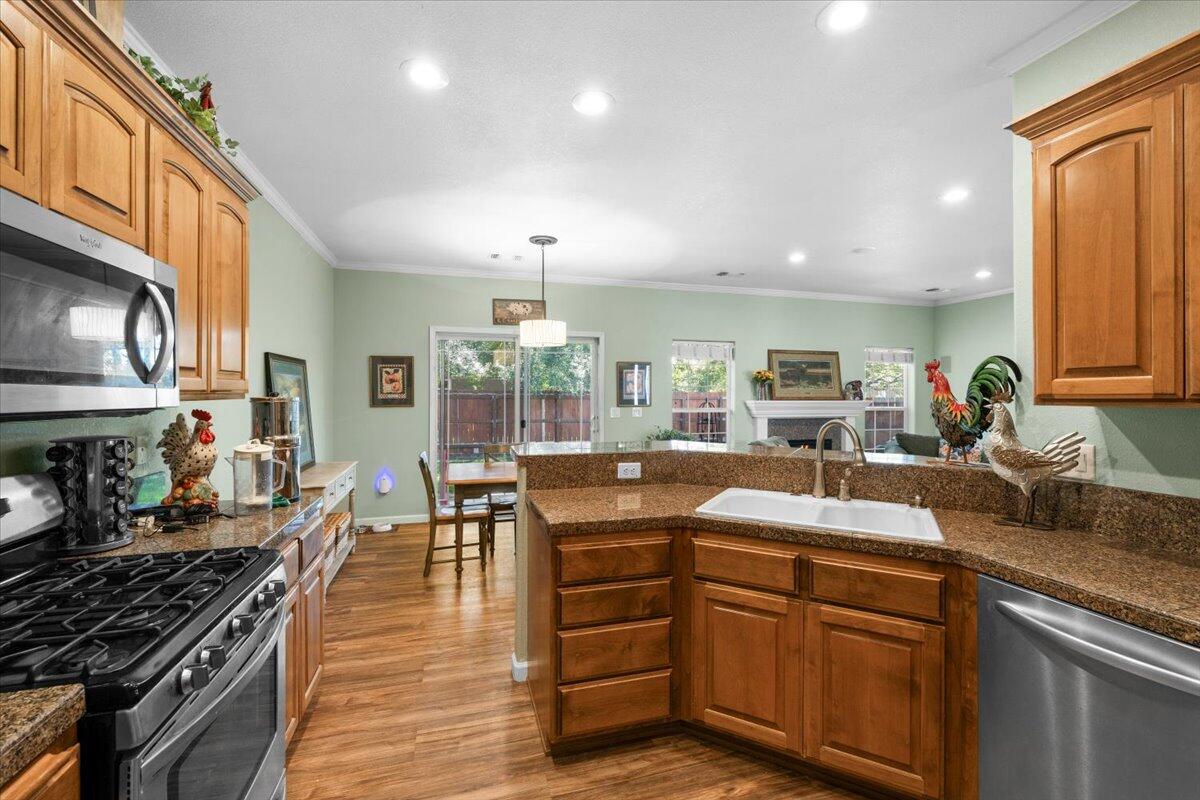 2308 Rabun Way Central Point, OR 97502 - Photo 7 of 26 08-CI_6996