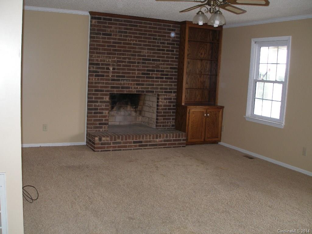 4299 H E Propst Road Maiden, NC 28650 - Photo 3 of 14 Gallery Image 3