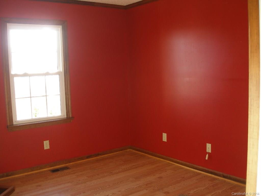 4299 H E Propst Road Maiden, NC 28650 - Photo 4 of 14 Gallery Image 4