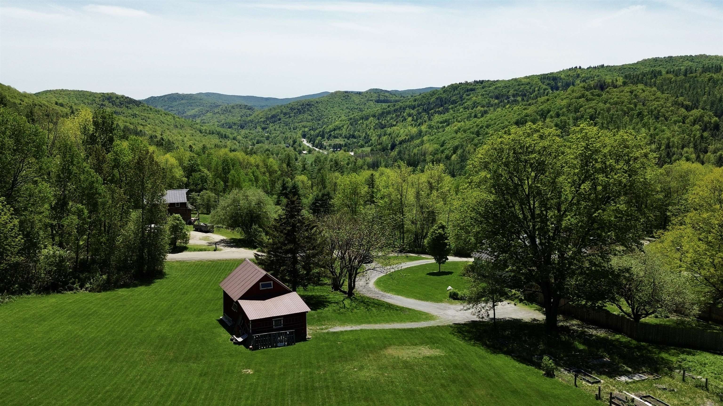 441 Rhoades Hill Road Barnard, VT 05032 - Photo 36 of 40