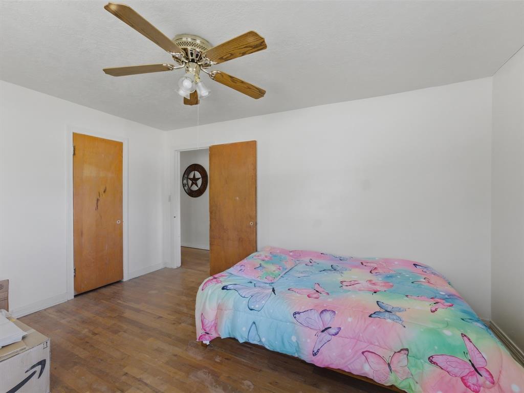 381 Bynum Road Bowie, TX 76230 - Photo 17 of 40
