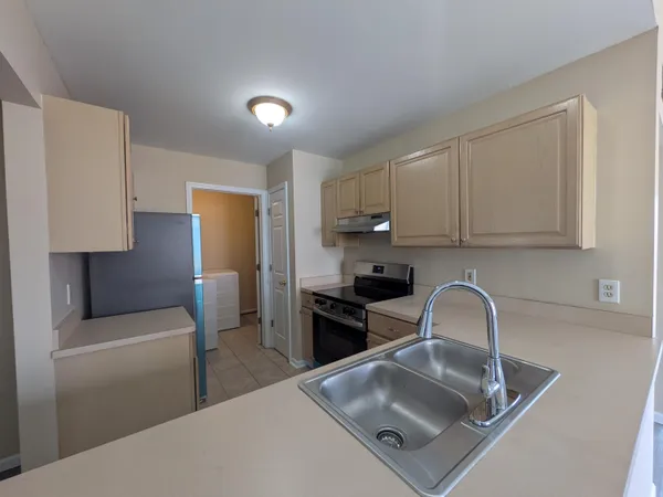 $1,650 | 30657 Hidden Pines Lane, Roseville, MI 48066